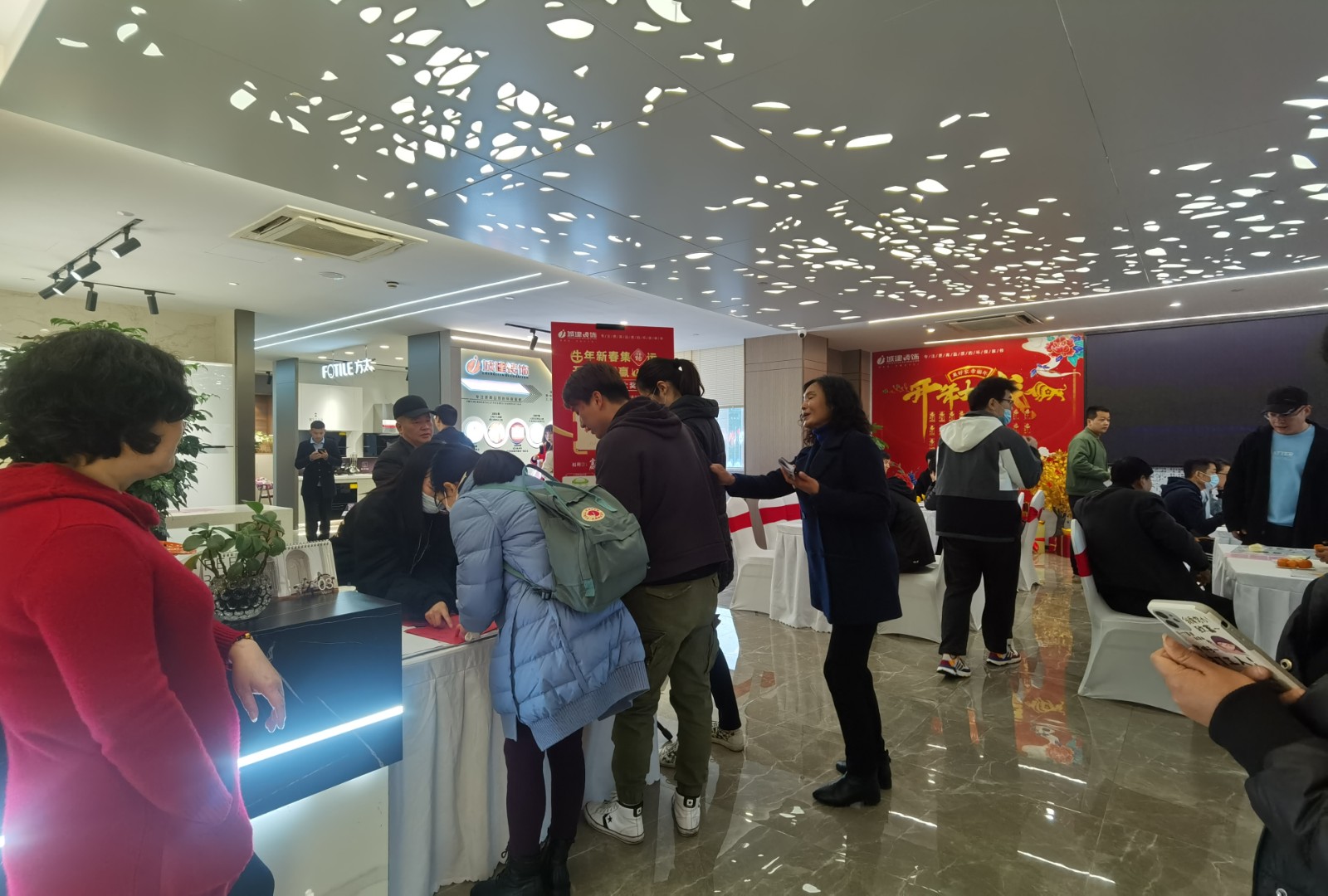 1615361897450608.jpg 50a3a5232210e1e14b40e38ee08da24.jpg