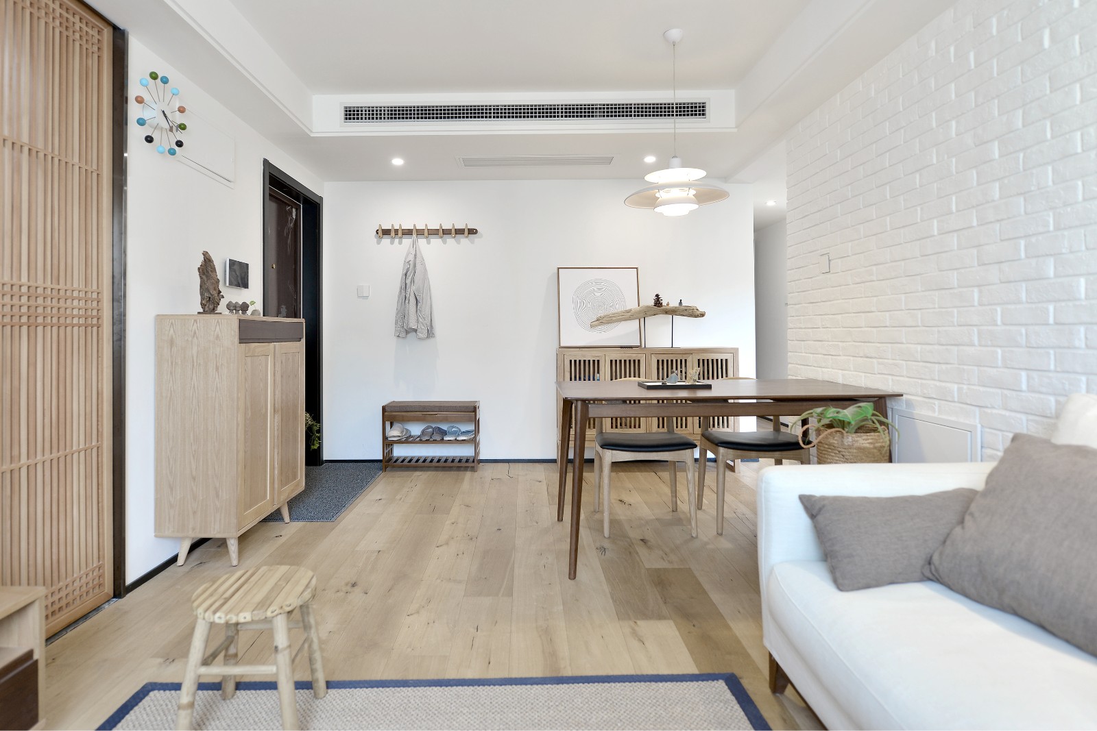 1619687786485625.jpg 1619687786485625.jpg